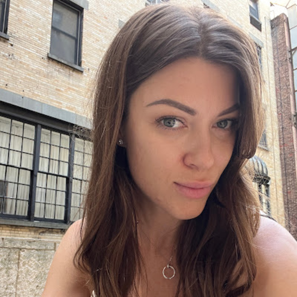 Meet your Posher, Maiia